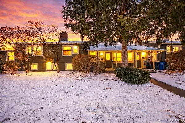 2327 Fernwood, Ann Arbor, MI 