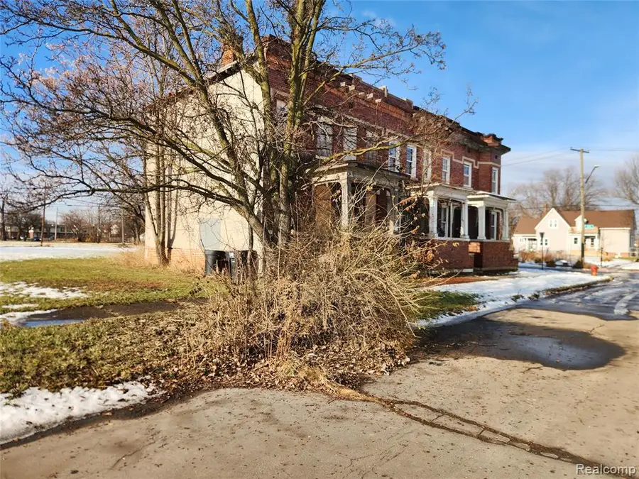 3095 17th, Detroit, MI 48216 - #2