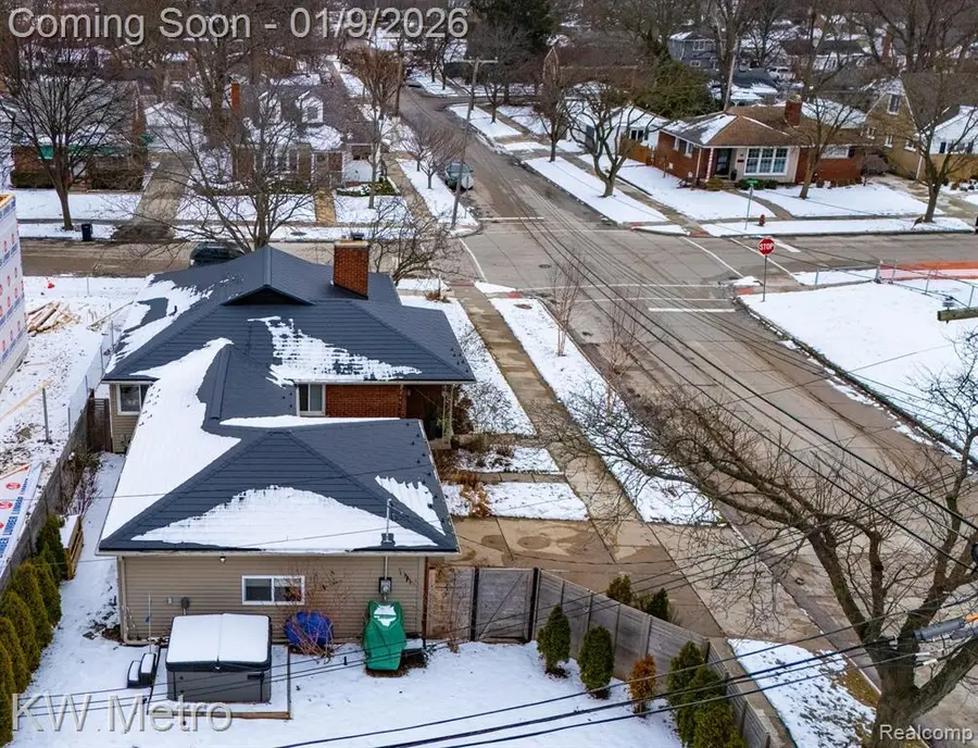 2803 Linwood, Royal Oak, MI  - Image #3