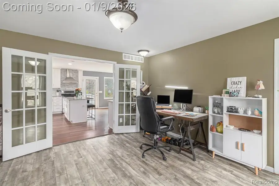 2056 Fisher, Howell, MI  - Image #3