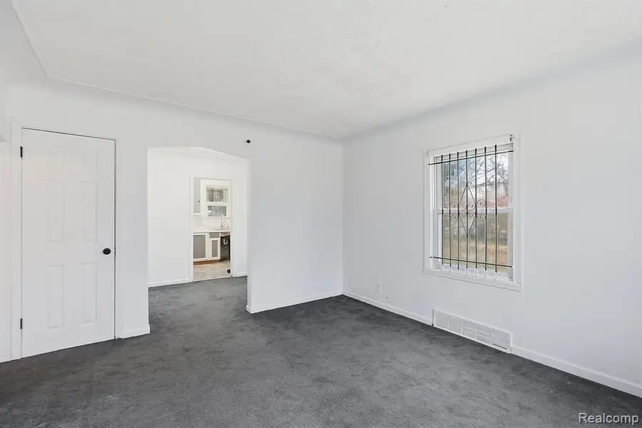 19816 Harlow, Detroit, MI 48235 - #3