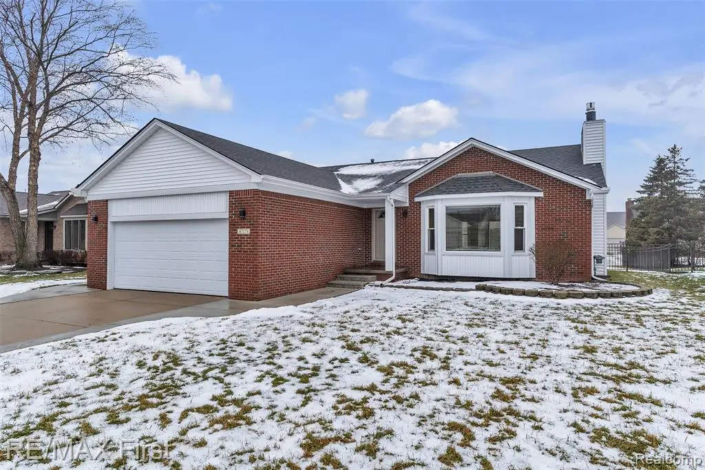 47179 Southern Cross, Macomb, MI  - Image #1