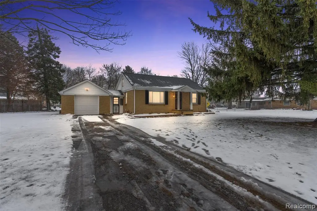 3094 Clayward, Flint, MI  - #1