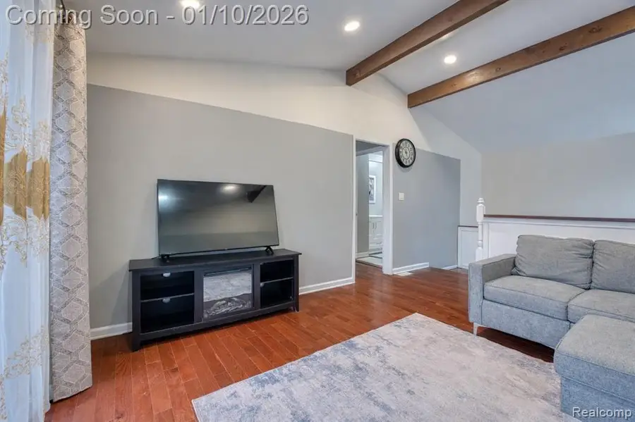 2738 Berry, Bloomfield Hills, MI  - Image #2
