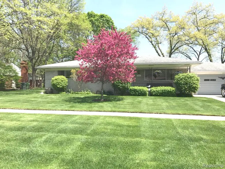 53432 Bruce Hill, Shelby, MI 48316 - #2