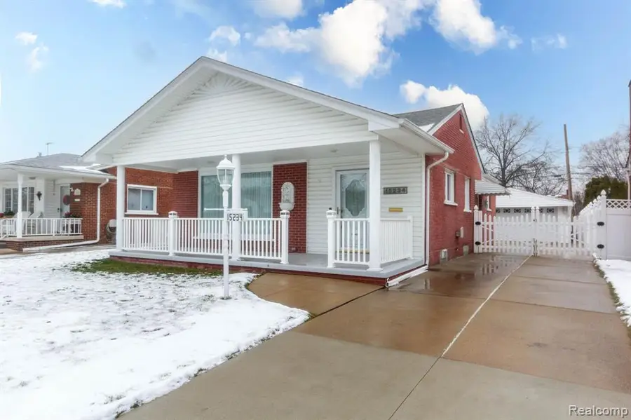 15234 Mulberry, Southgate, MI  - Image #2