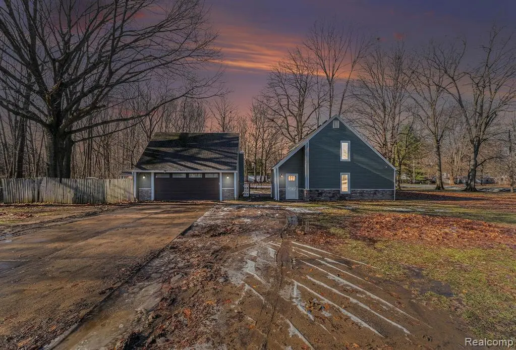 1364 Munson, Burton, MI  - Image #1