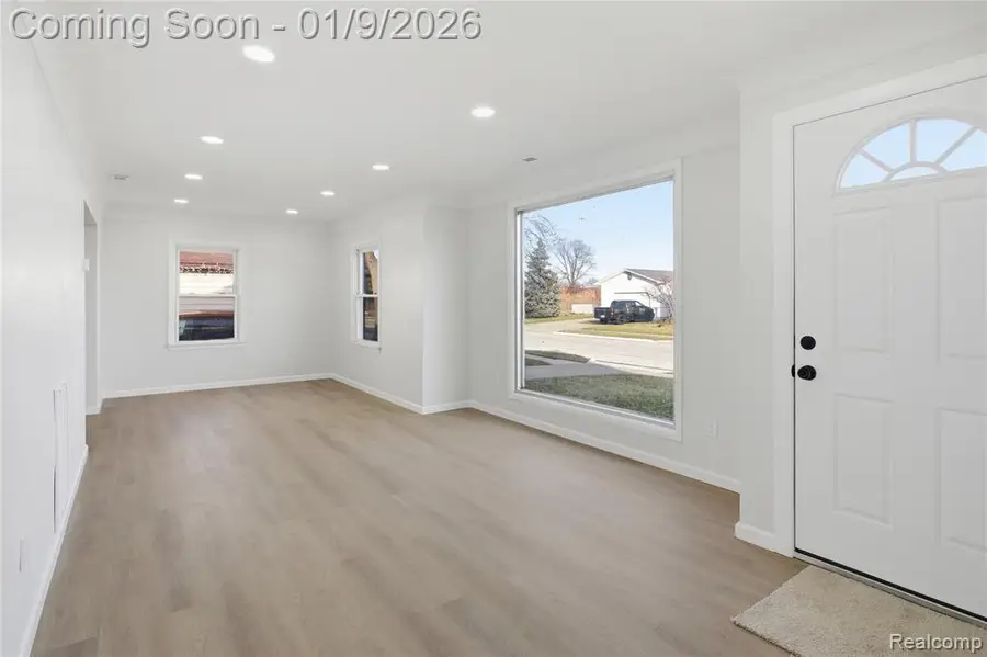 26775 Arlington, Roseville, MI  - Image #2