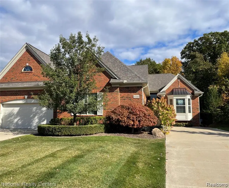 2750 Castlemartin, Oakland, MI  - #1