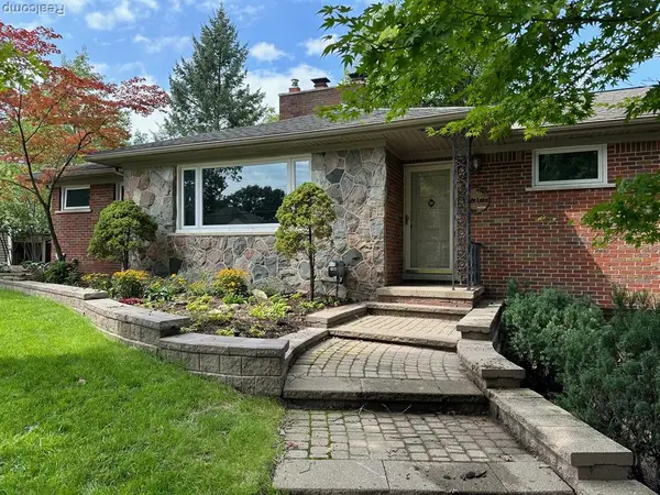 1700 Hamilton, Bloomfield Village, MI 