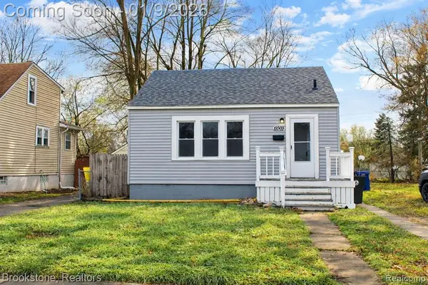 19369 Wakenden, Redford, MI 