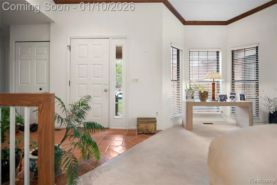 7252 Huntcliff, West Bloomfield, MI  - Image #2