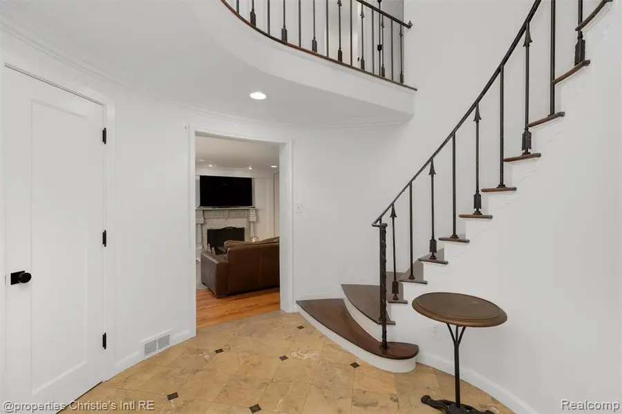 1059 Berkshire, Grosse Pointe Park, MI  - Image #2