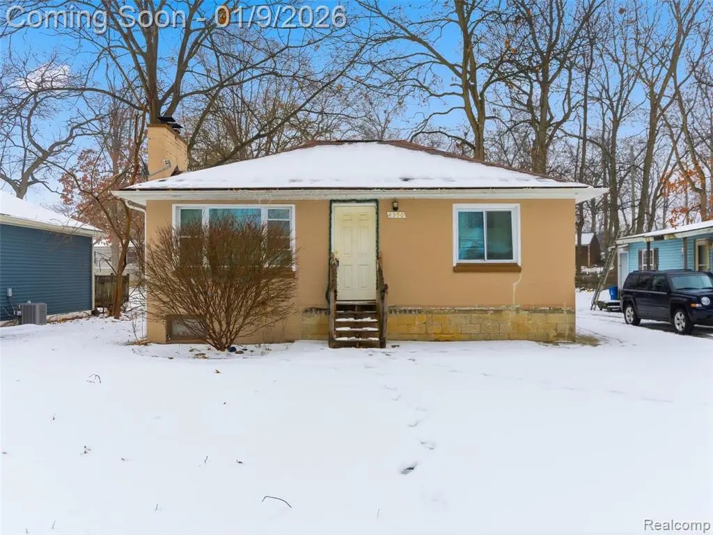 4350 Lotus, Waterford, MI  - #1