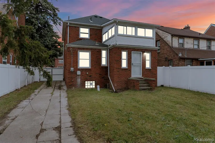 17179 Snowden, Detroit, MI  - Image #2