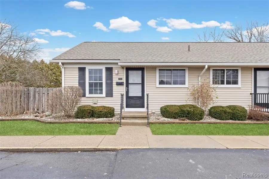 2960 Roundtree #59, Ypsilanti, MI  - Image #3