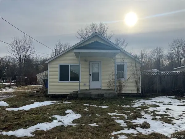 5805 Swan Creek, Saginaw, MI 