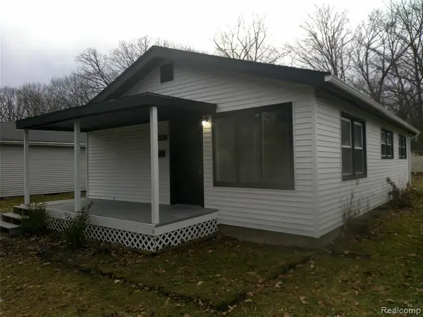 4502 Huckleberry, Flint, MI 48507