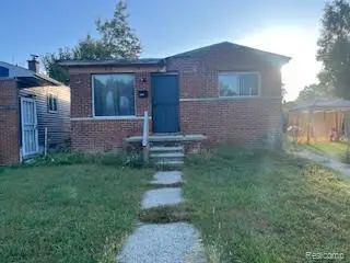 17830 Orleans, Highland Park, MI 