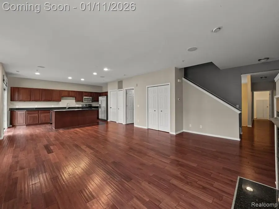 3139 Camden, Troy, MI  - Image #3