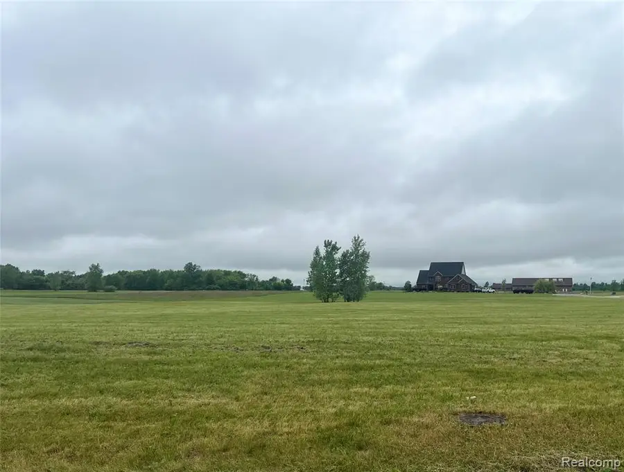 6285 Victoria, Swartz Creek, MI  - Image #2