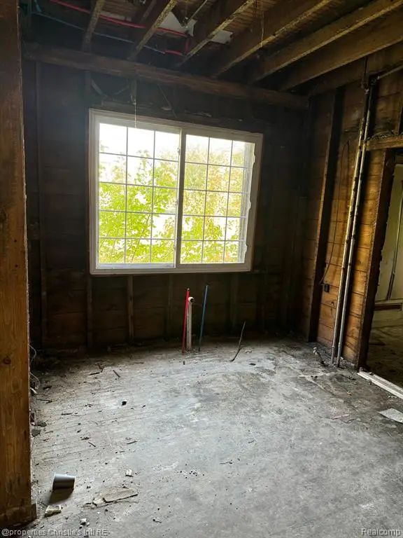 2986 Cadillac, Detroit, MI 48214 - #2