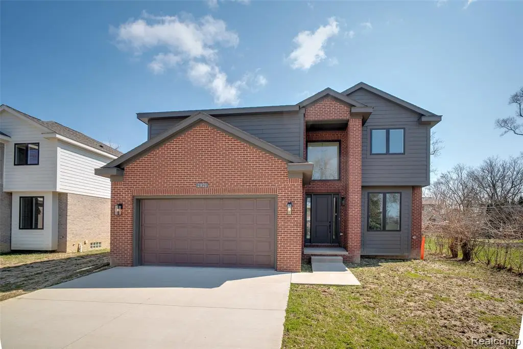 2921 Walsh, Rochester Hills, MI 48309 - #1