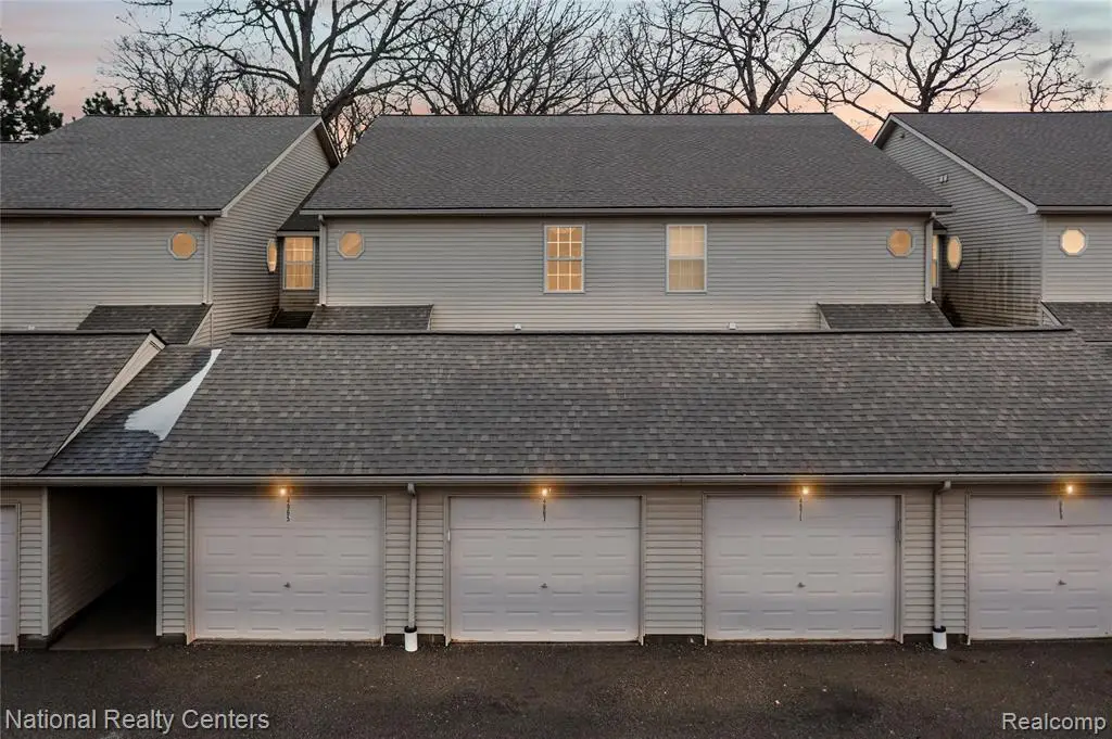 4967 Oak Hill, Waterford, MI  - Image #1