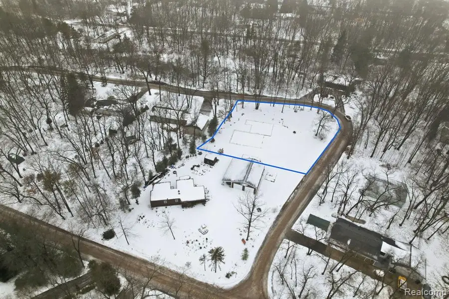 4081 Captains, Lake Township, MI 48725 - Image #2