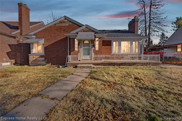 19980 Packard, Detroit, MI 