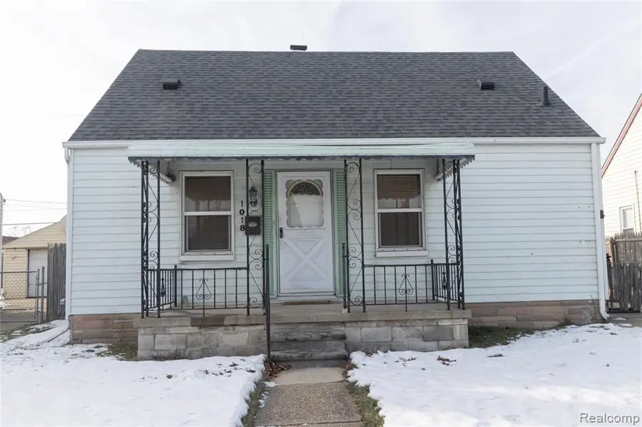 1018 23rd, Wyandotte, MI  - #2