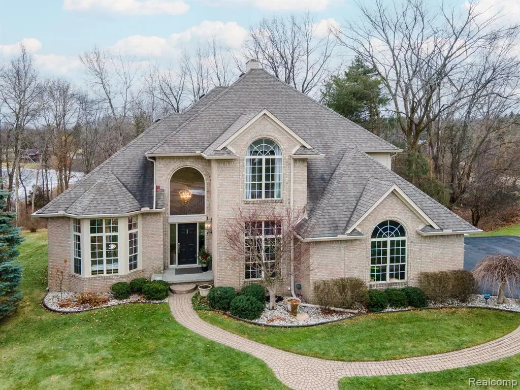 6751 Berry Pointe, Clarkston, MI  - #1