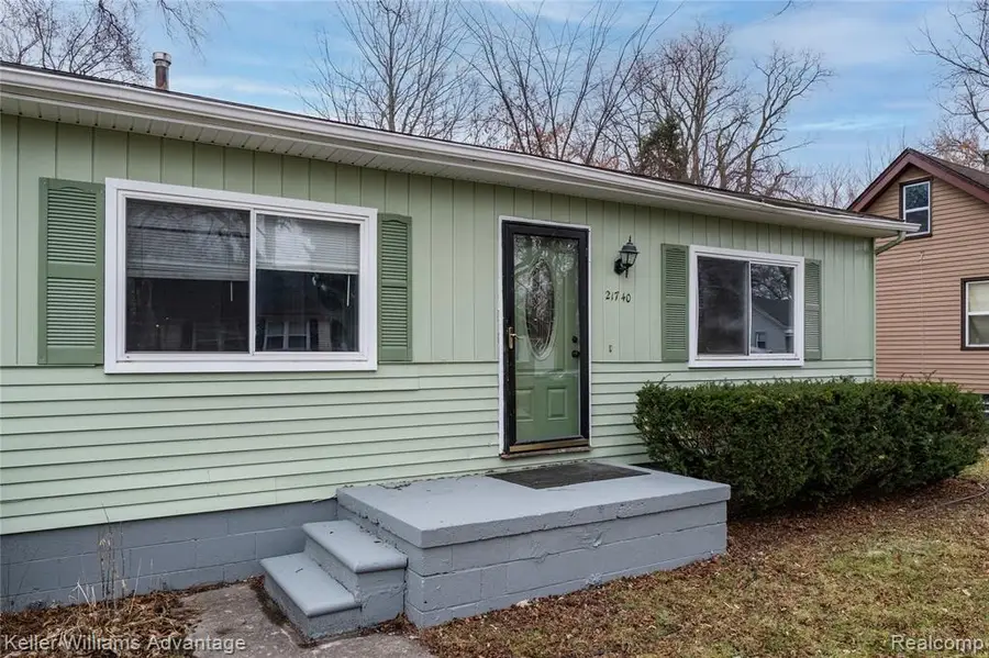 21740 Colgate, Farmington, MI  - #3