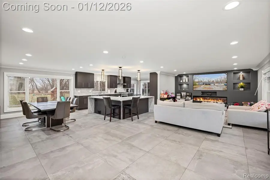 15879 Millar, Clinton Township, MI  - Image #2