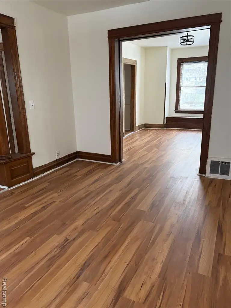 628 Collingwood, Detroit, MI  - #3