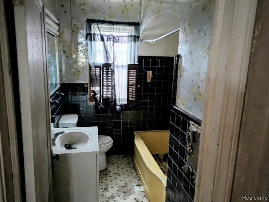 18418 Heyden, Detroit, MI  - #3