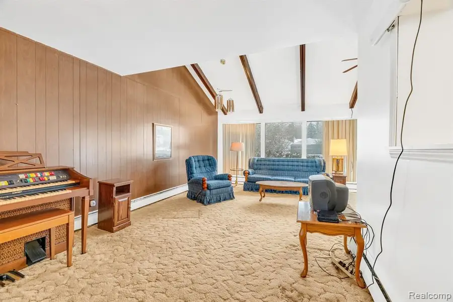 4734 Kempf, Waterford, MI 48329 - #3