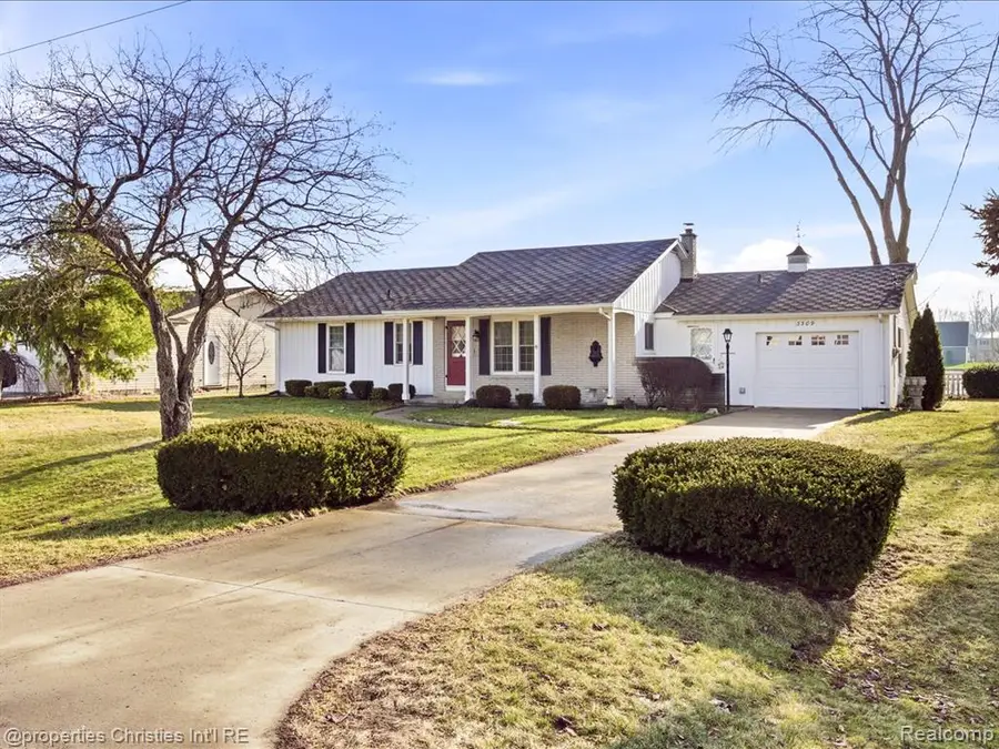 3309 Lake, Fort Gratiot, MI  - Image #3