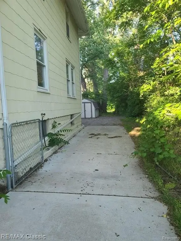 300 Baker, Royal Oak, MI 48067 - #3