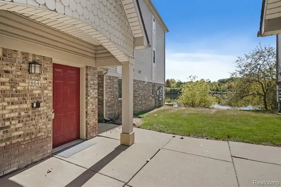 864 Amanda, Pontiac, MI  - Image #3