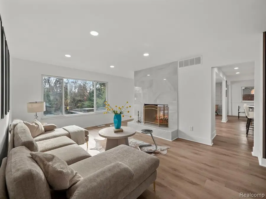 7011 White Pine, Bloomfield Hills, MI  - Image #3