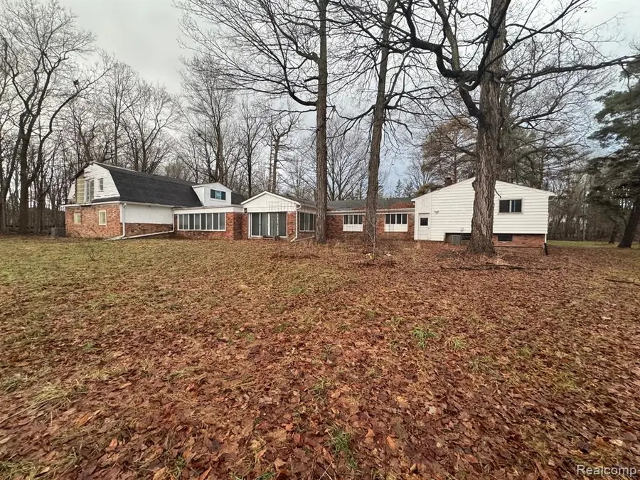 6221 W Maple, West Bloomfield, MI 48322 - Image #3