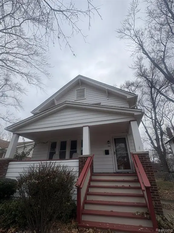 398 W Hazelhurst, Ferndale, MI  - Image #2