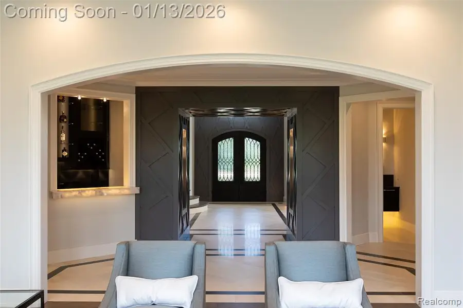 3215 Pompilio, Rochester, MI 48306 - Image #2