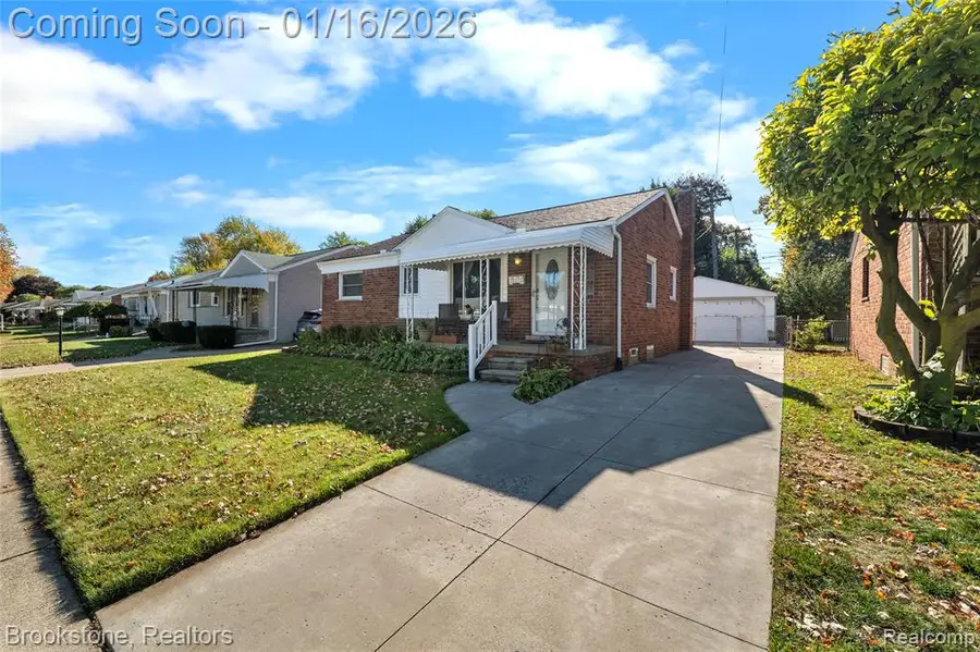 28212 Edward, Madison Heights, MI  - Image #2