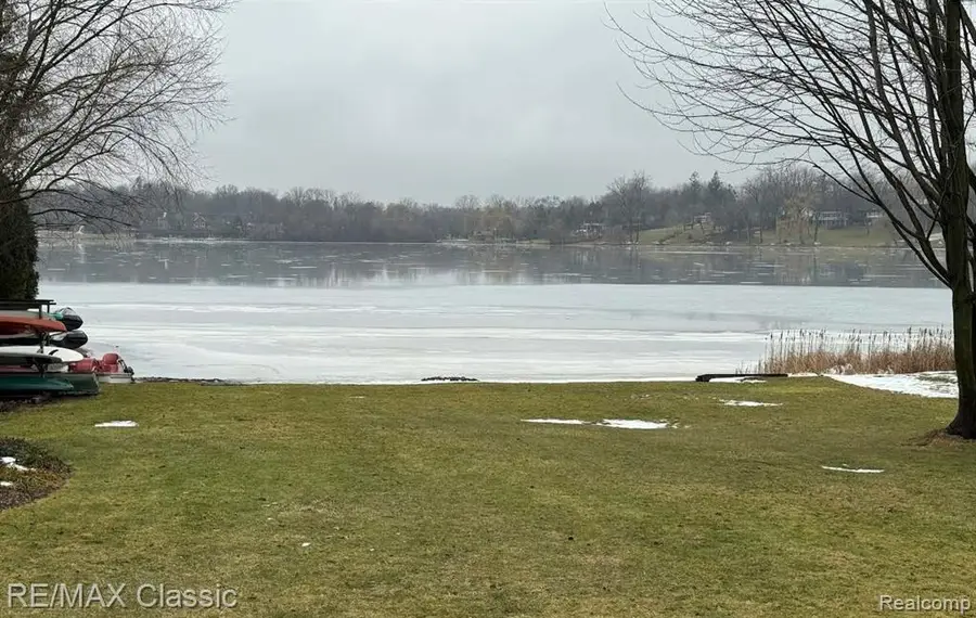 5760 Monterey, Bloomfield Hills, MI  - Image #3