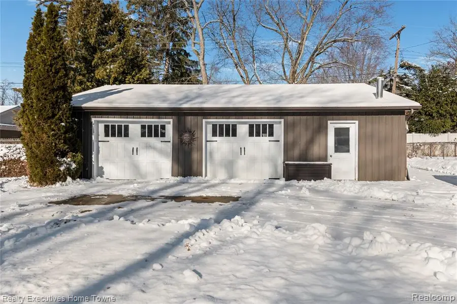 3724 Shorewood, Burtchville, MI  - #3