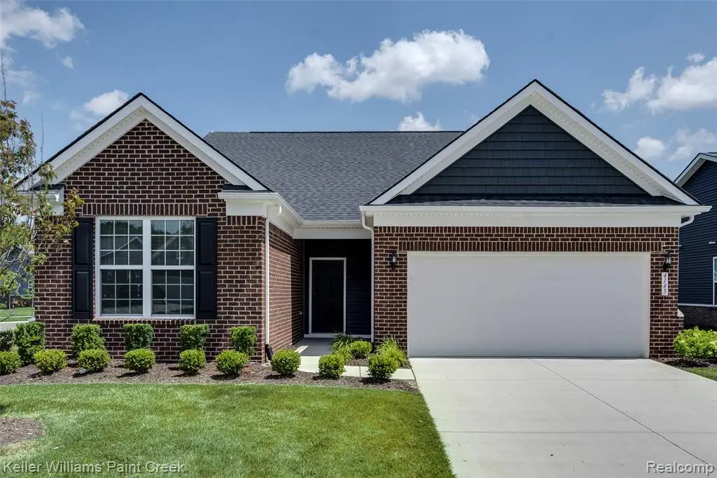 4145 Avery, Lake Orion, MI  - #1