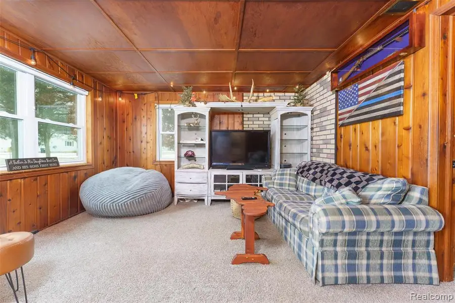 522 E Frank, Fowlerville, MI 48836 - Image #3