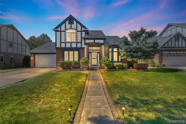 441 Parkview Drive, Detroit, MI 